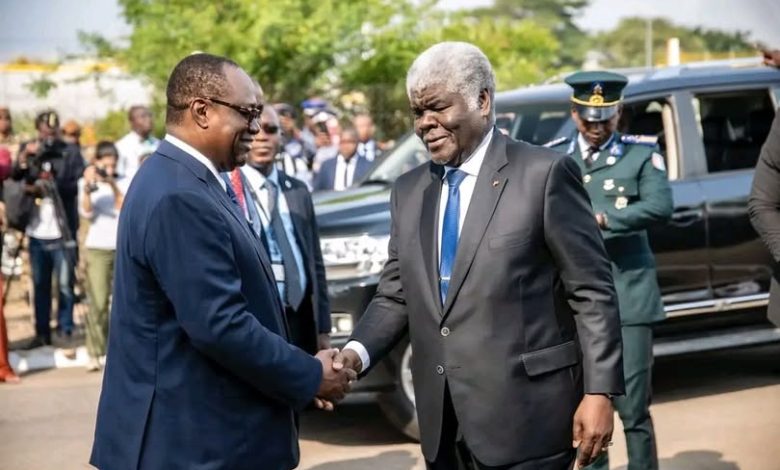 Côte d’ivoire : Ouattara- Mambé : De l’eau dans le gaz !
